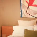 아파트 Akis
