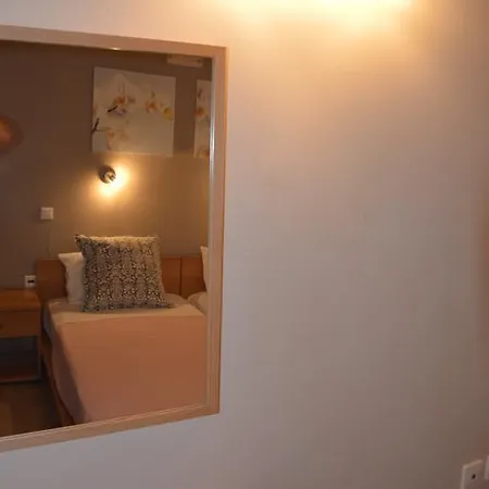 Akis Apartamento *