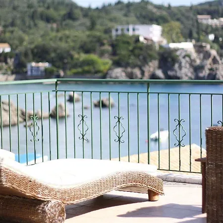 Akis Apartament *